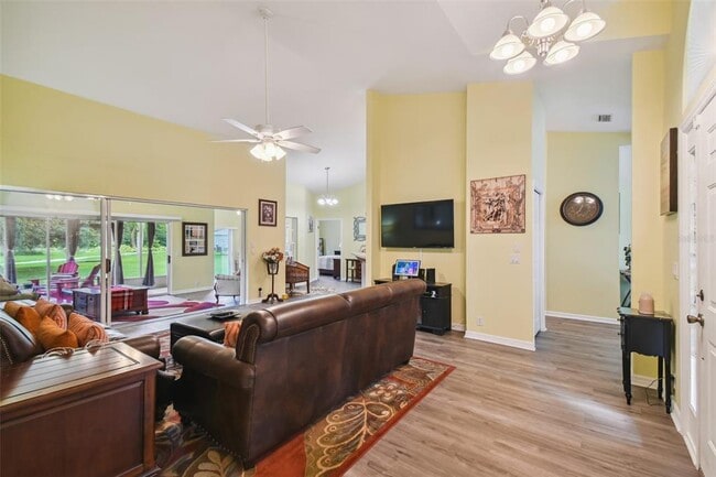 Building Photo - 12728 Flamingo Pkwy