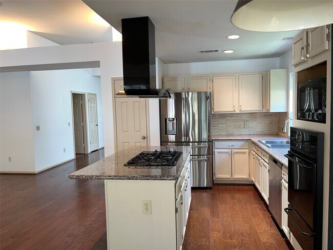 Building Photo - 3215 Bluebonnet Meadows Ln