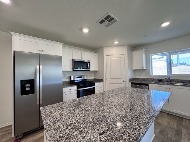 Building Photo - 28798 Enclave Ln