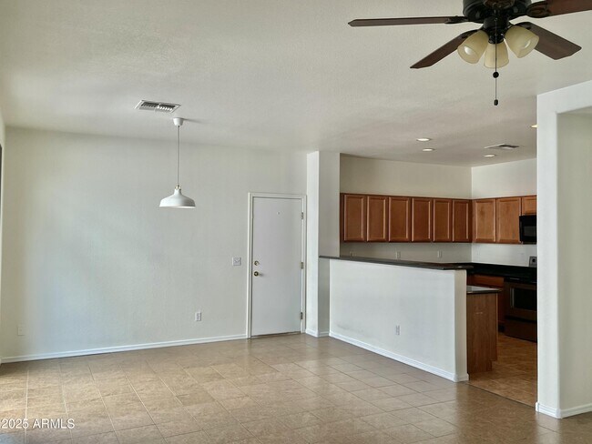 Building Photo - 3871 E Jasper Dr