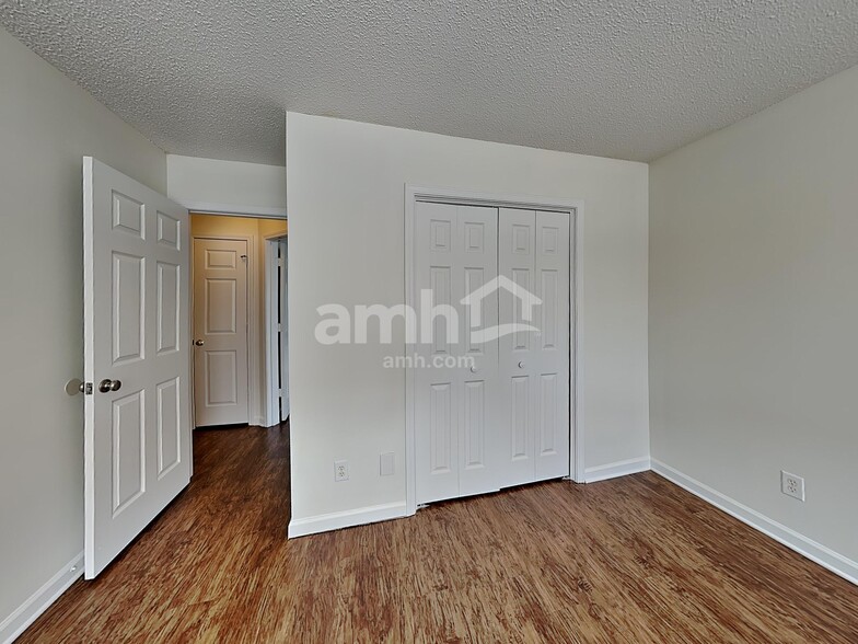 Building Photo - 759 Bradberry Ln