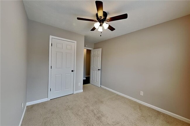 Building Photo - 2313 Berkeley Creek Ct