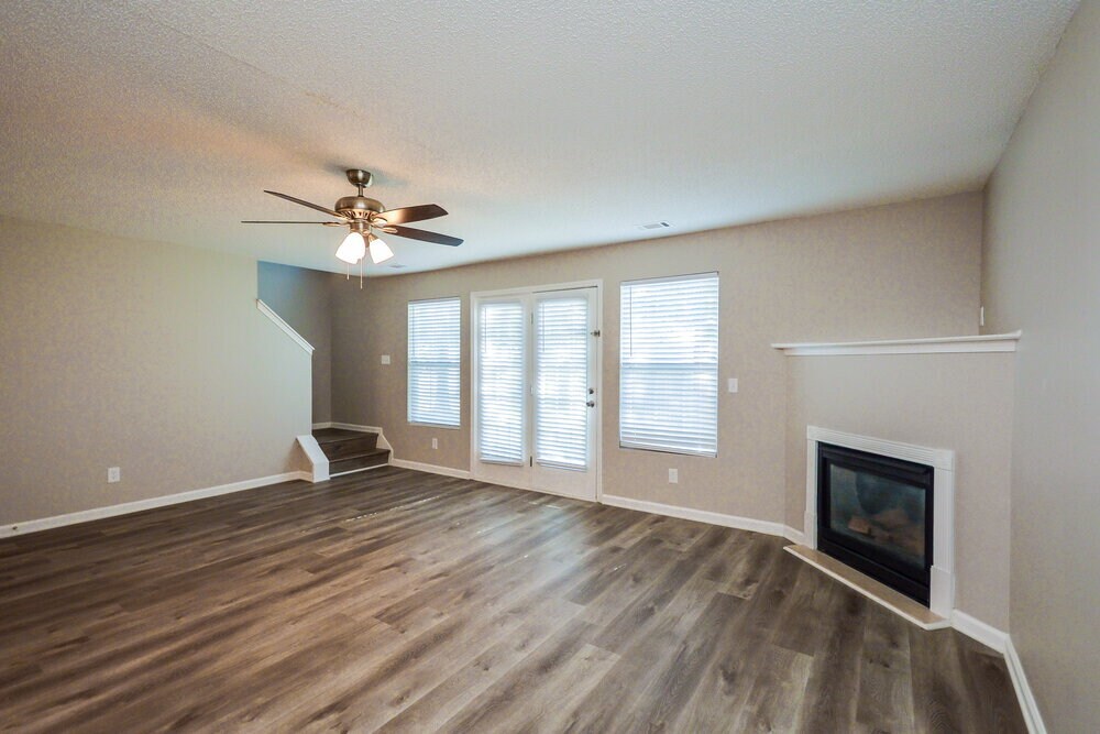 Building Photo - 35 Fieldview Ln