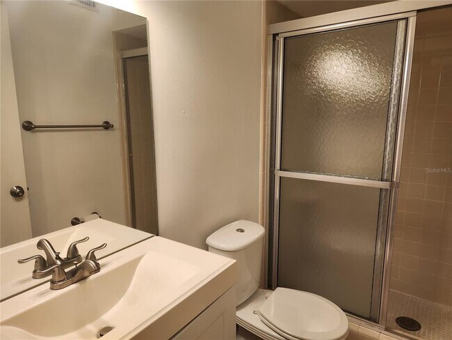Building Photo - 173 Pinehurst Dr