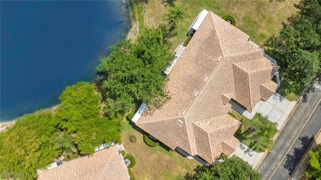 Building Photo - 8782 Middlebrook Dr