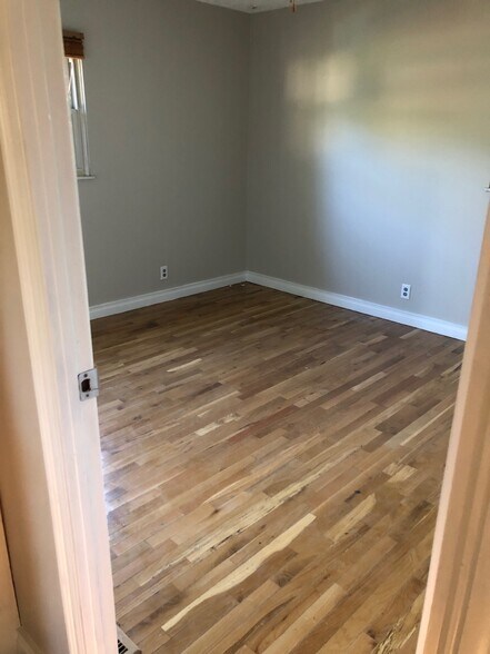 Building Photo - 356 Avonwick Pl