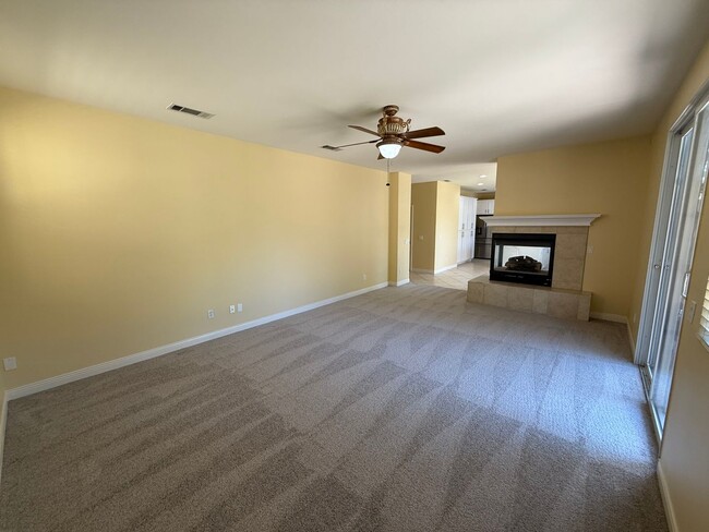 Building Photo - Luxury 5 Bedroom, 4.5 Bath Home in Otay Ra...