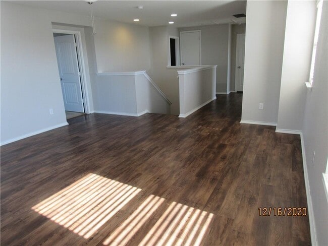 Building Photo - 110 Carrington St