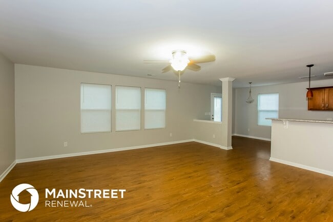 Building Photo - 1047 Manston Pl SW