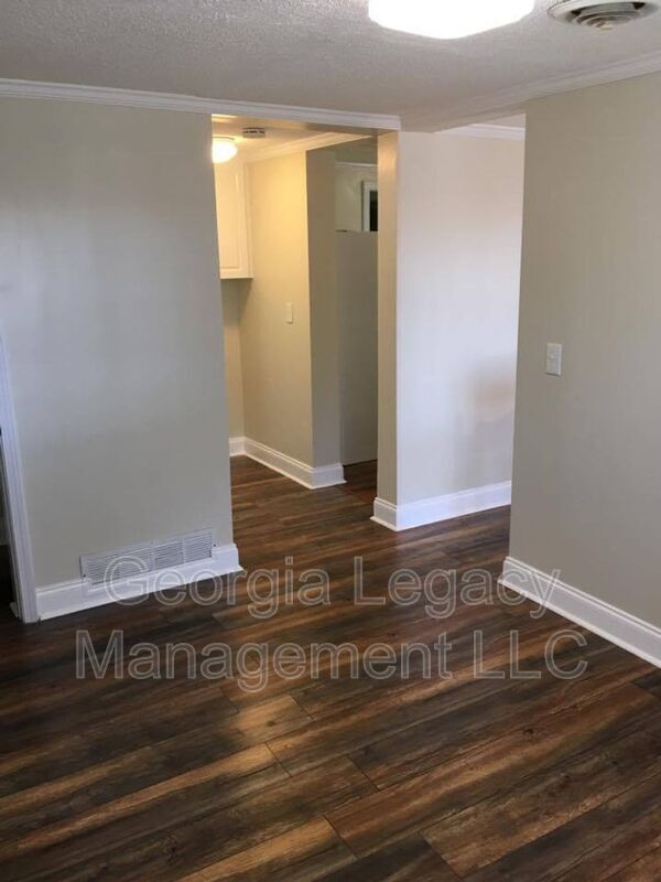 Building Photo - 3720 Lathem Creek Dr
