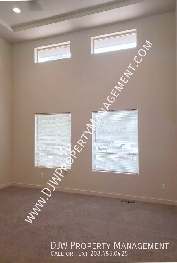 Building Photo - 2964 N LeBlanc Way