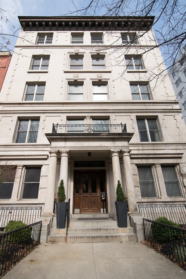 Building Photo - 2007 O St NW