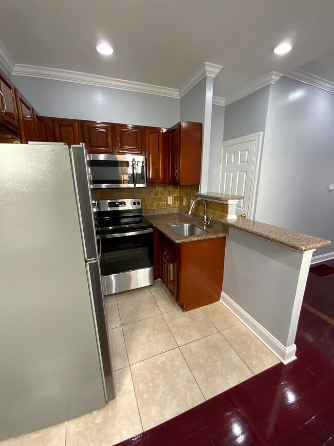 Building Photo - 2207 N 18th St