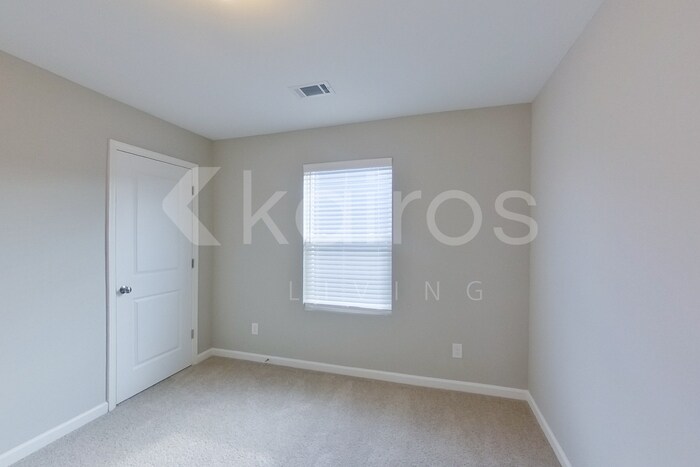 Building Photo - 7321 Foggy River Dr