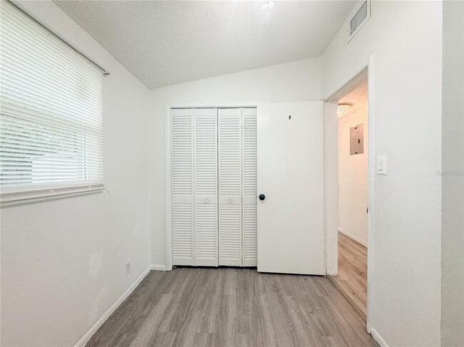 Building Photo - 9221 W Patterson St