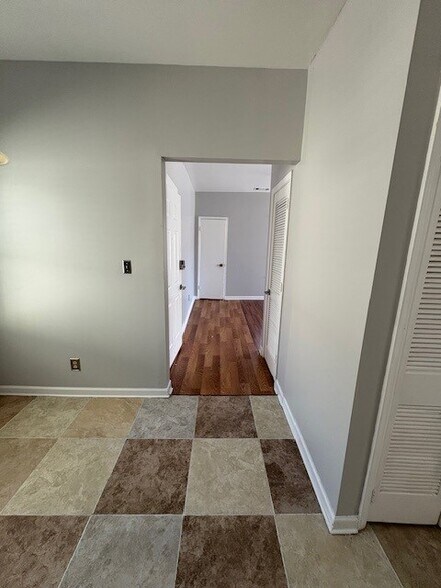 hallway - 588 Parkway Dr NE