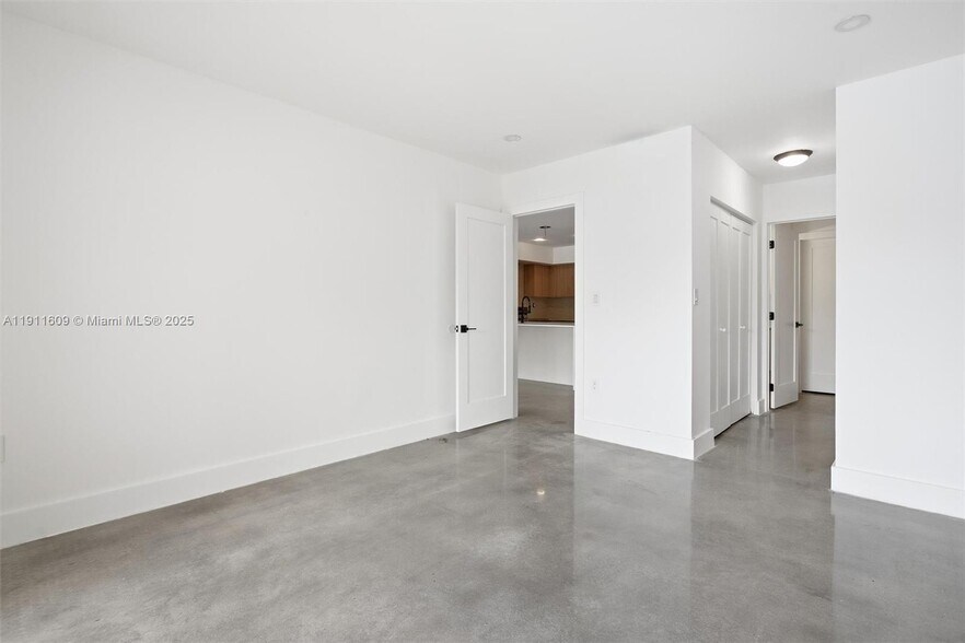 Building Photo - 16380 Briar Patch Pl