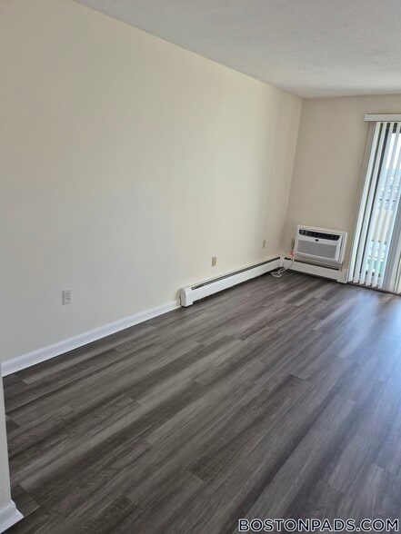 Building Photo - 385 Massachusetts Ave