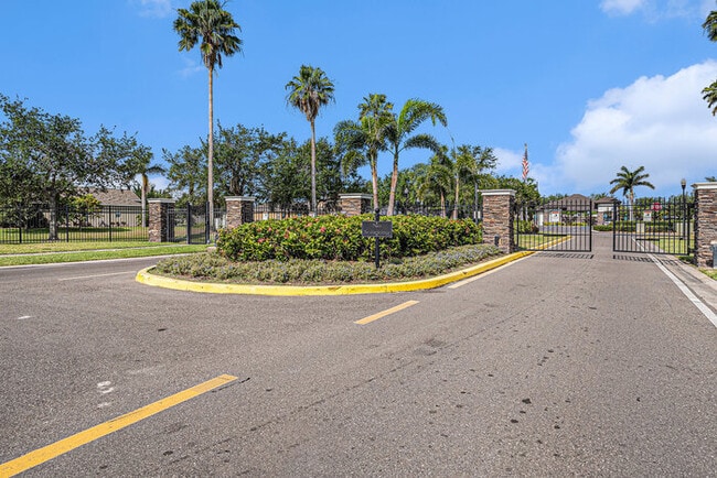 Building Photo - 1843 Mira Lago Cir