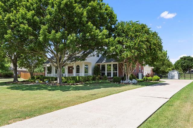 Building Photo - 425 Chippendale Dr