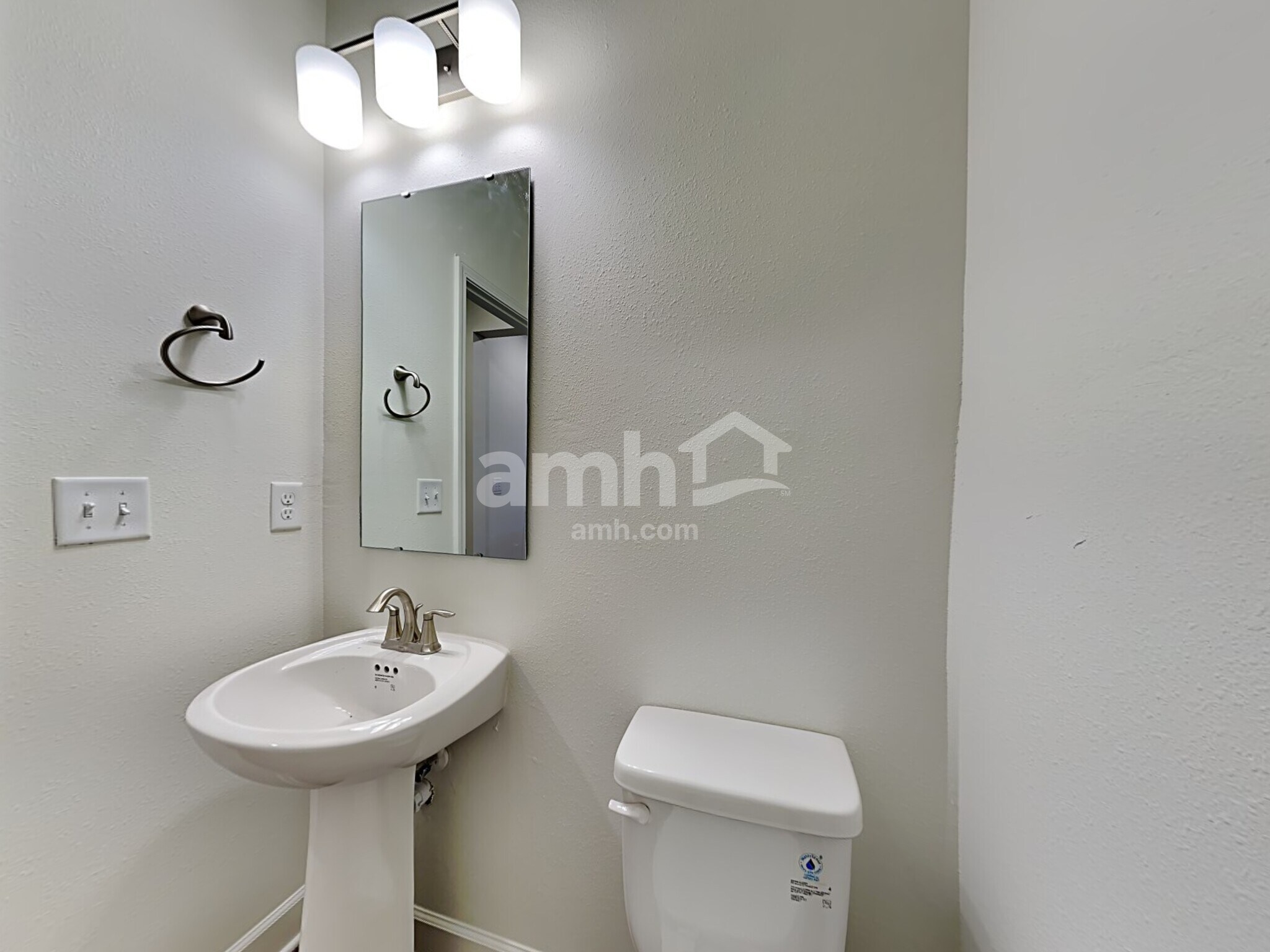 Building Photo - 5030 Franks Creek Way