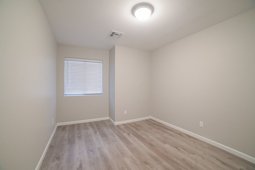 Building Photo - 7496 W Denaro Dr