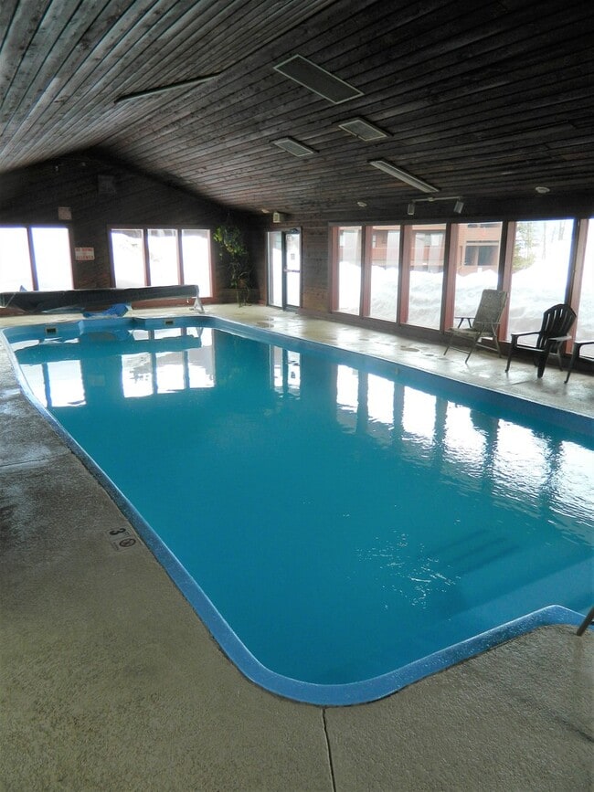 Building Photo - Winter Seasonal Rental- Snowscape 402