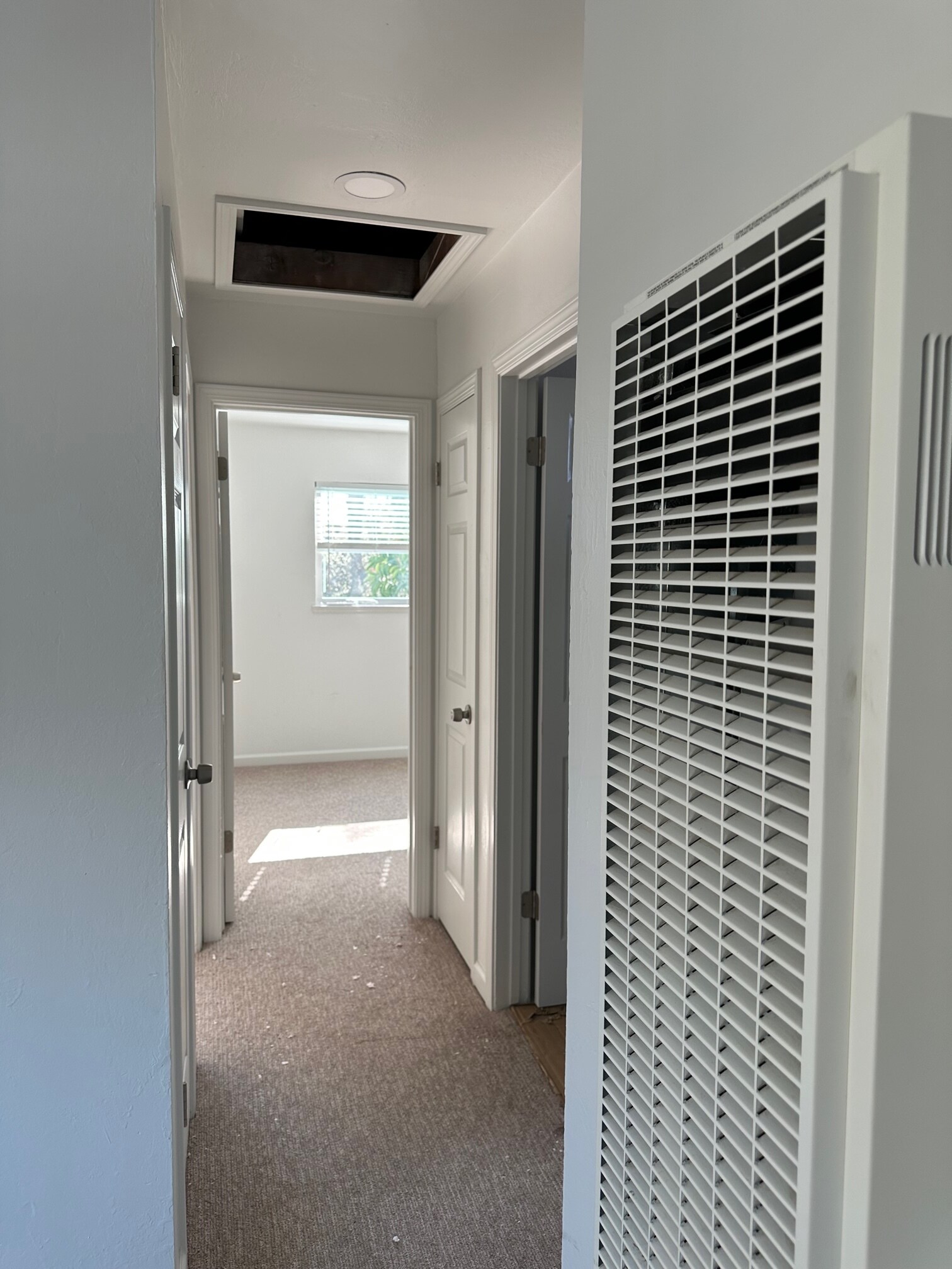 Building Photo - 1576 Pacific Ave