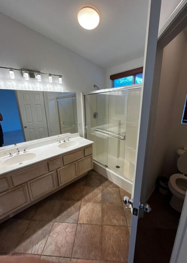 Building Photo - 3bed 3bath w/Pool La Quinta House for rent