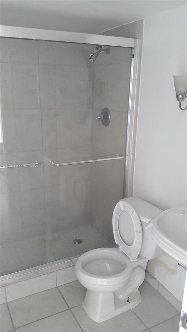 Building Photo - 2750 NE 183rd St