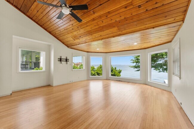 Building Photo - 3920 Brookhaven Dr