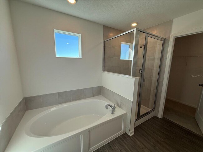 Building Photo - 4701 SW 83rd Lp