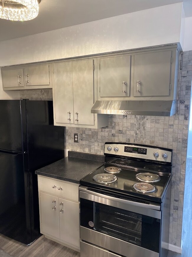 Building Photo - 3006 Benchwood Rd