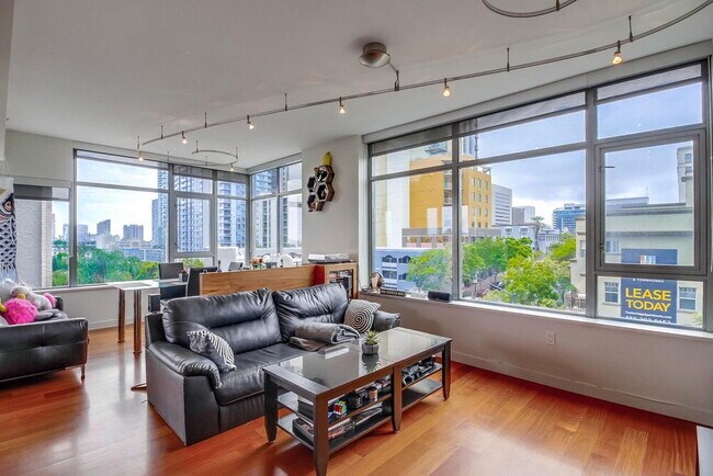 Building Photo - Skyline Views & Sophisticated Corner Living at Aria in Cortez Hill