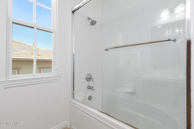 Building Photo - 4659 Cielo Cir