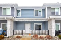 Building Photo - 620 SE Greyson Ln