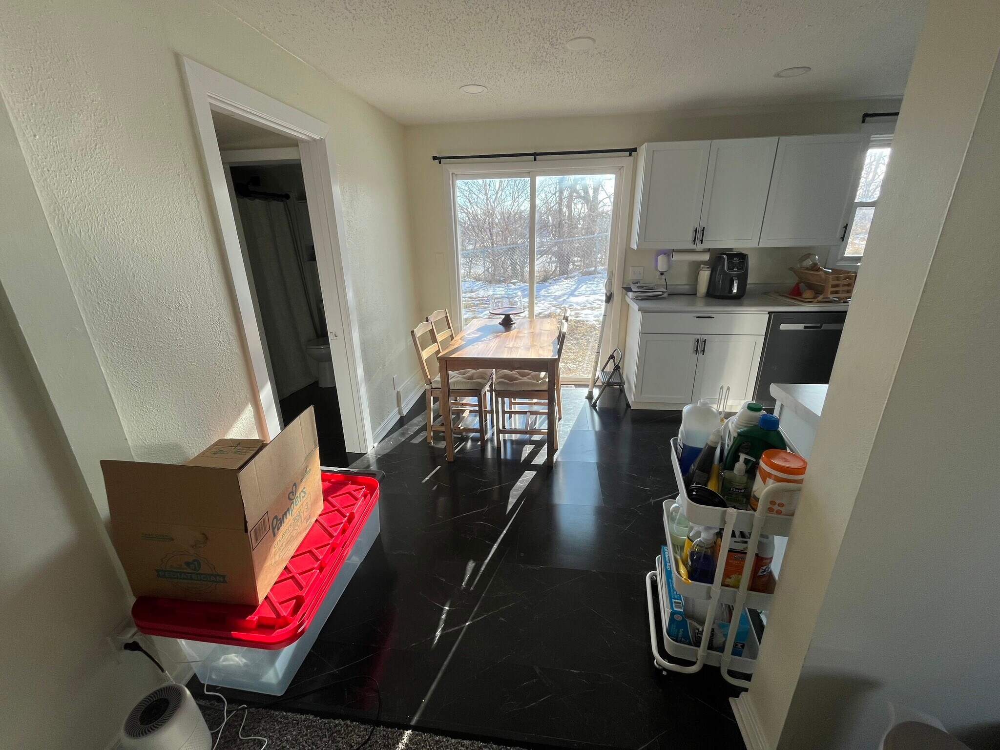 Building Photo - 3523 Valley St