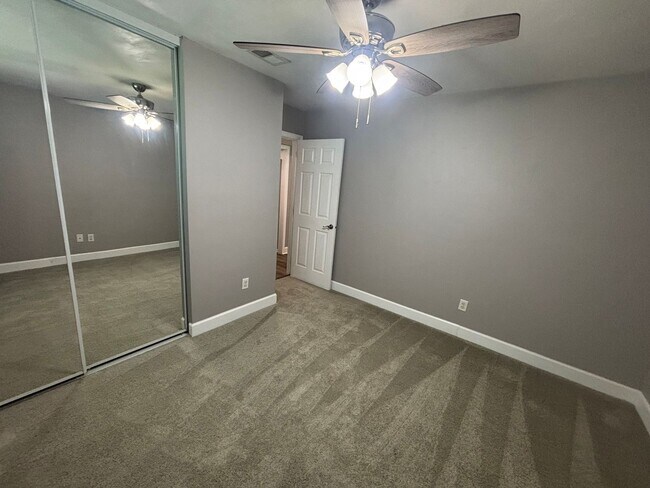 Building Photo - Beautifully Remodeled Home / Plenty of Add...