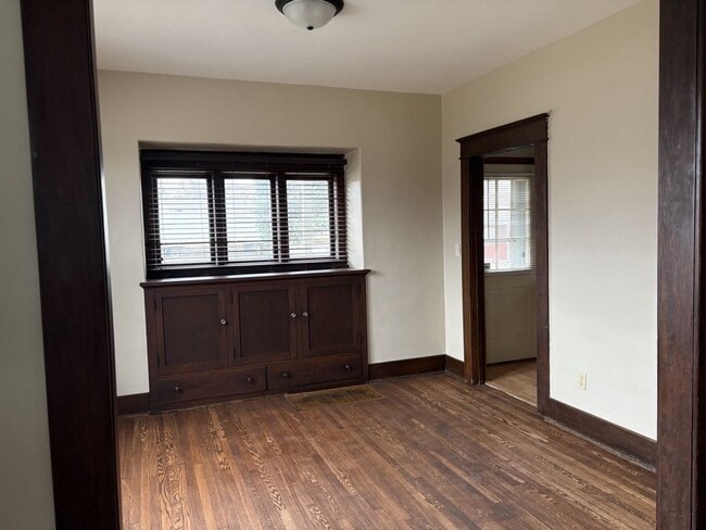 Building Photo - 3-Bedroom House on Corner Lot