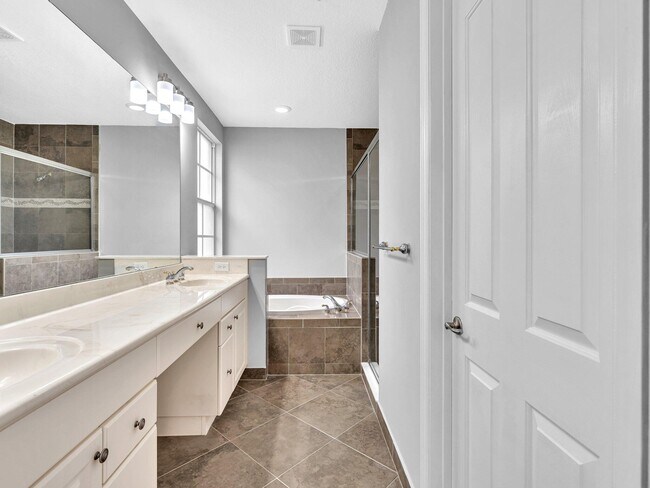 Building Photo - 2751 Ravella Way