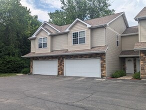 Building Photo - 3540 St Anthony Way