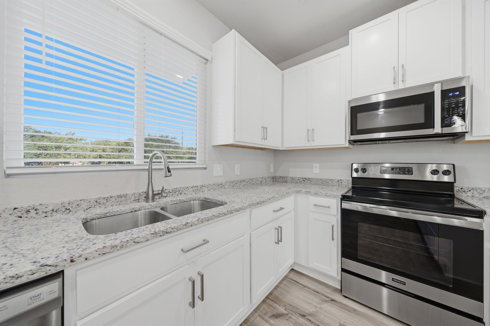 Building Photo - 21527 Sir Walter Ln