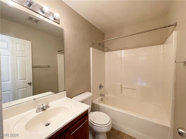 Building Photo - 1176 Claire Rose Ave