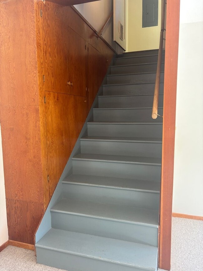 Building Photo - Enjoy 1.125 Acres near Downtown McMinnville