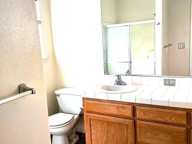Building Photo - The 3-Bd , 2-Bth home is freshly renovated with new paint, new blinds and has newer appliances, w...