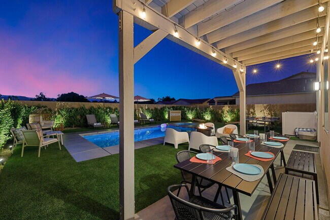 Building Photo - 48539 Anastacia Ct