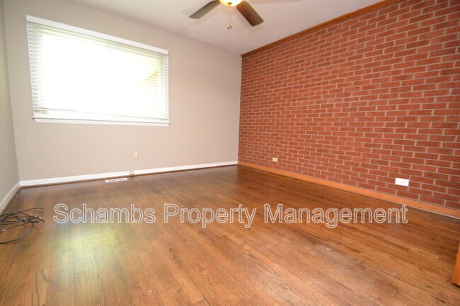 Building Photo - 5131 Lundy Dr