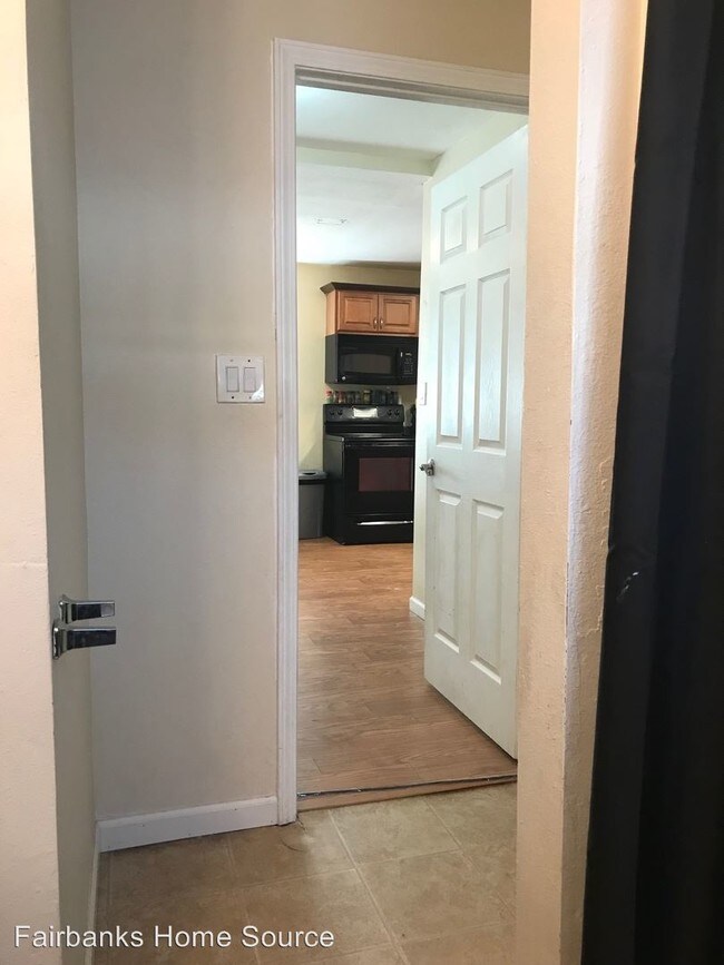 Building Photo - 367 Park Way