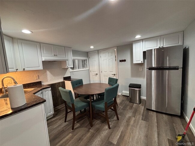 Building Photo - 832 Jefferson St