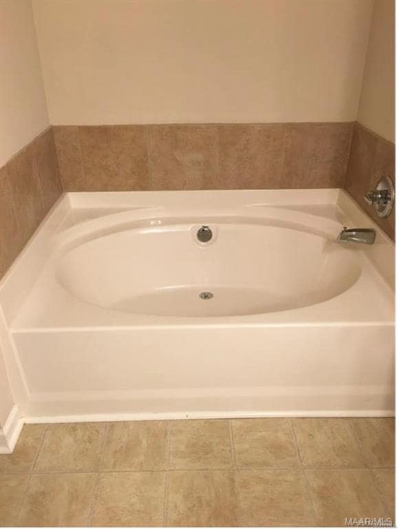 Building Photo - 8213 Dison Dr